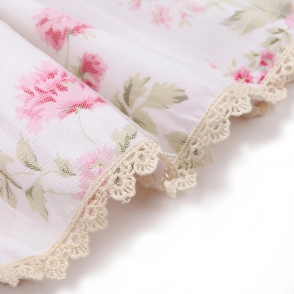 🌸 White flowered dress - Picture 6 of 6